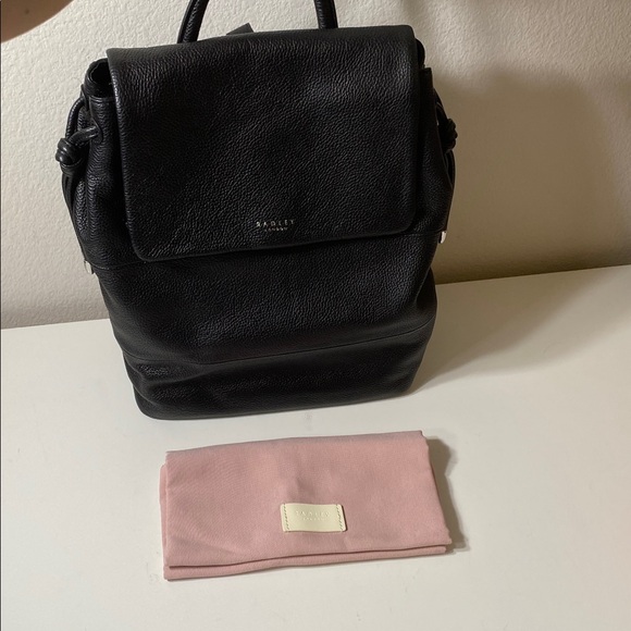 New Radley London Black Flap-over Leather Backpack - Picture 2 of 13